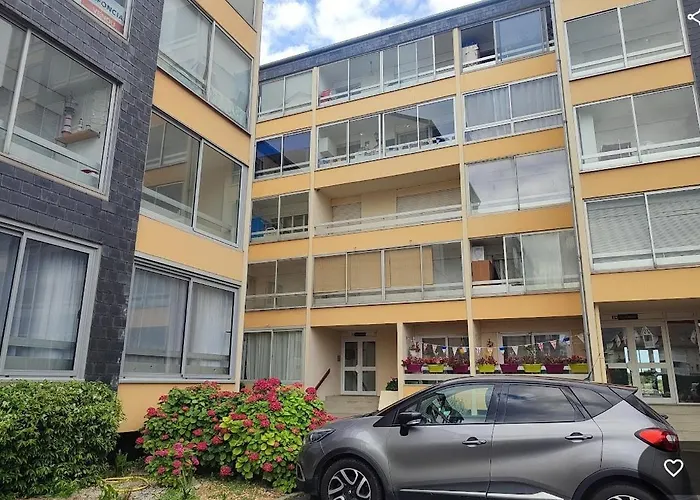 Vue Sur & Le Port De Daire Courseulles-sur-Mer